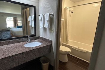 Standard Room, 2 Queen Beds