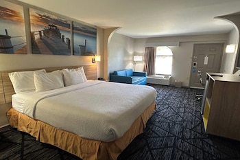 Standard Room, 1 King Bed, Accessible