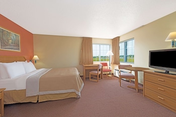 Standard Room, 1 Queen Bed, Non Smoking