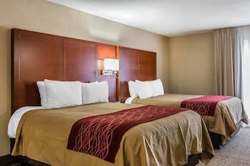 Suite, 2 Queen Beds, Non Smoking