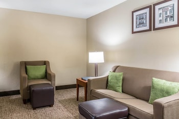 Suite, 2 Queen Beds, Accessible, Non Smoking