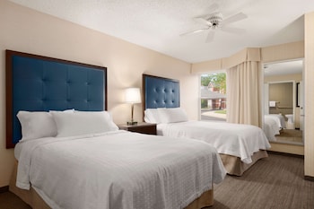 Suite, 2 Double Beds, Accessible, Bathtub