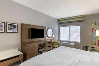 Room, 1 King Bed, Accessible, Bathtub