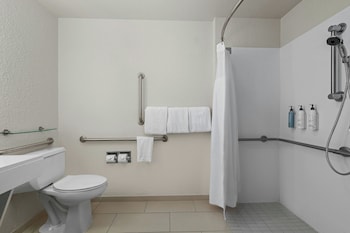 Suite, 2 Double Beds, Non Smoking (Mobility Accessible, Roll-In Shower)