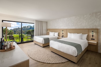 Club Room, 2 Queen Beds, Accessible (ADA Tub)