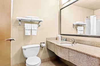 Standard Room, 2 Double Beds, Non Smoking, Refrigerator & Microwave