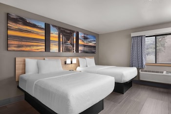Deluxe Room, 2 Double Beds, Non Smoking