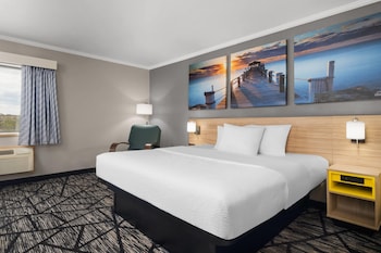 Deluxe Room, 1 King Bed, Non Smoking