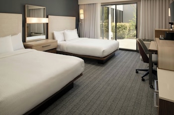 Room, 2 Queen Beds