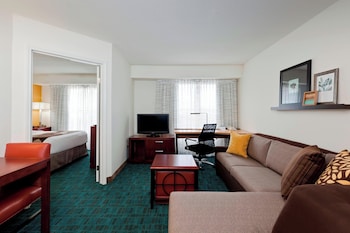 Suite, 1 Bedroom (Hearing Accessible)