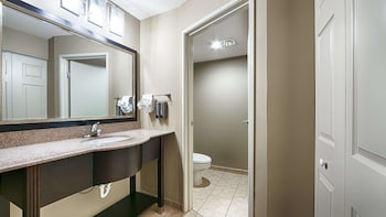 Standard Room, 1 King Bed, Non Smoking, Refrigerator & Microwave