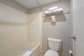 Suite, 1 King Bed, Non Smoking, Jetted Tub