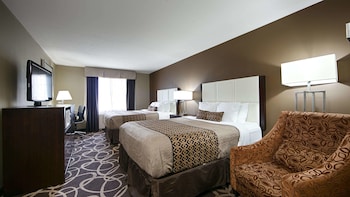 Standard Room, 2 Queen Beds, Accessible, Bathtub