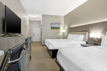 Standard Room, 2 Queen Beds, Accessible, Bathtub