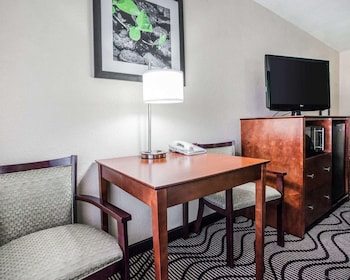 Standard Room, 2 Queen Beds, Non Smoking