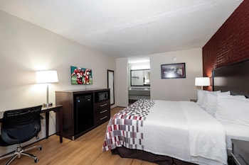 Deluxe Room, 1 King Bed, Smoking