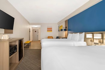 Suite, Multiple Beds, Non Smoking (Upgrade)