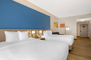 Suite, 2 Queen Beds, Accessible, Non Smoking (Upgrade)
