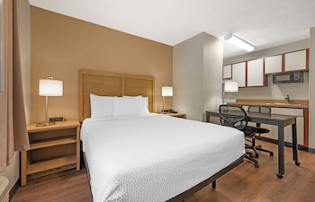 Studio, 1 Queen Bed, Non Smoking