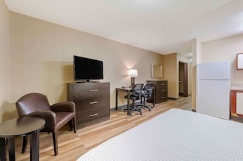 Studio, 1 Queen Bed, Non Smoking