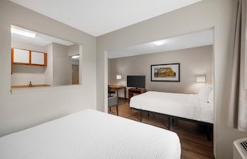 Standard Studio, 2 Queen Beds, Non Smoking