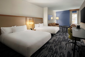 Suite, Multiple Beds