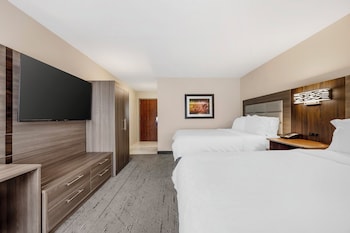 Standard Room, 2 Queen Beds (Communications, Accessible Tub)