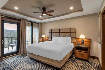 3 BEDROOM 2 KING 2 QUEEN PRESIDENTIAL SUITE