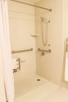 Basic Room, 1 Double Bed