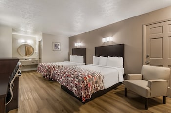 Deluxe Room, 2 Double Beds, Non Smoking