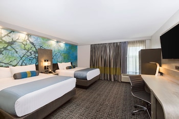 Room, 2 Queen Beds, Non Smoking