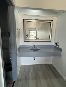 Basic Single Room