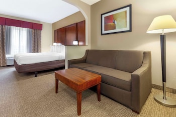 Suite, 1 King Bed, Accessible, Non Smoking