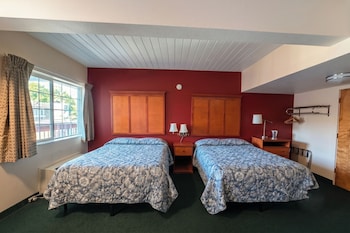Room, 2 Queen Beds, Non Smoking