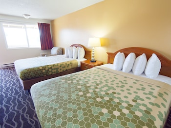 Standard Room, 2 Queen Beds, Non Smoking