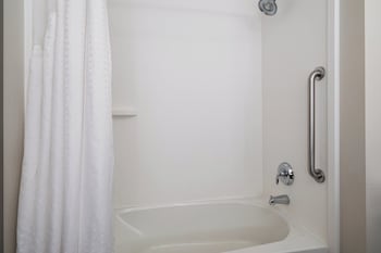 Suite, 1 Bedroom (Living Room)