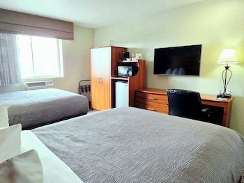 Standard Room, 2 Double Beds, Non Smoking