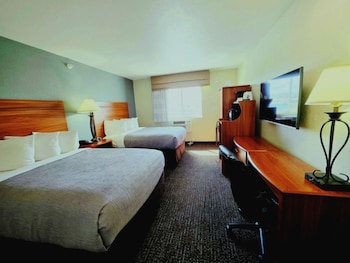 Standard Room, 2 Double Beds, Non Smoking