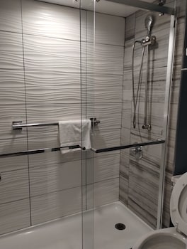 Standard Room, 2 Double Beds