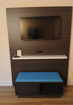 Standard Room, 1 Queen Bed with Sofa bed