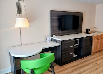 Family Studio Suite, 2 Queen Beds