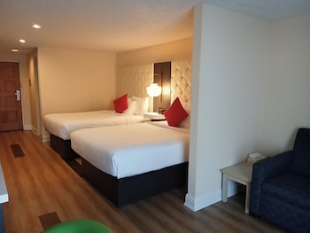 Family Studio Suite, 2 Queen Beds