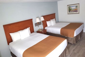 Comfort Room, 2 Queen Beds, Non Smoking