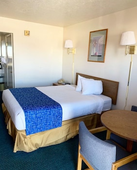 Room, 1 Queen Bed, Accessible, Non Smoking (Mobility Accessible)