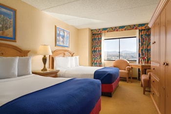 Central Tower, Pet Stay, River View, 2 Doubles, Non-Smoking