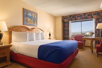 Central Tower Rio Suite King Bed Riverfront Non Smoking