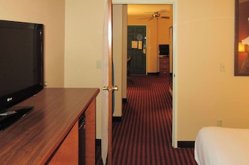 Suite, 1 King Bed, Non Smoking