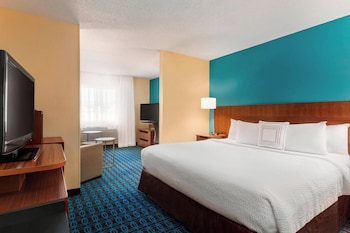 Executive Suite, 1 King Bed with Sofa bed