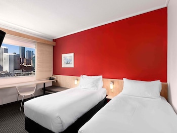 Superior Room, 2 Twin Beds, (Darling Harbor Facing)