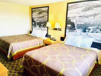 Standard Room, 2 Queen Beds